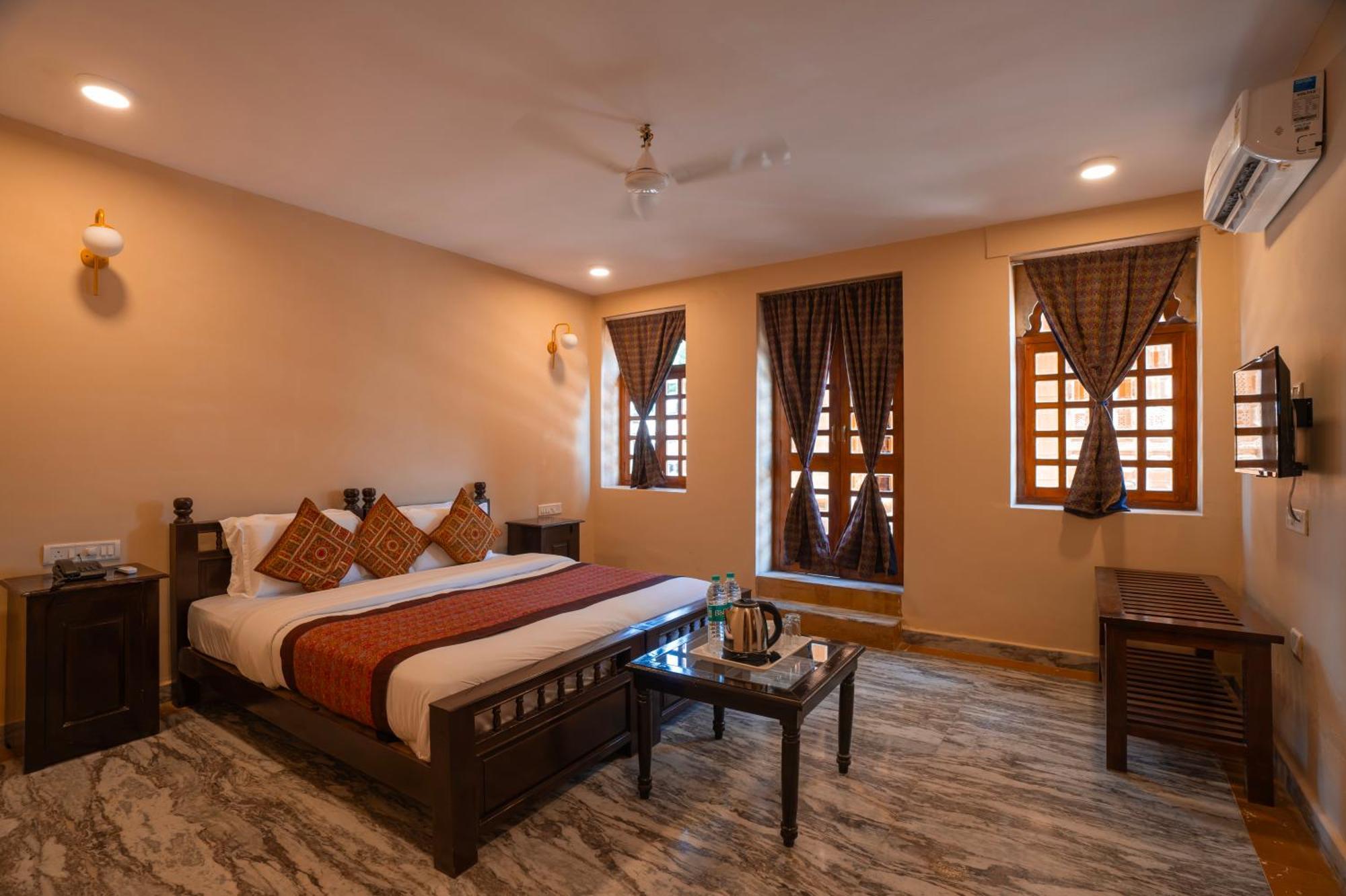 Hotel Helsinki House Jaisalmer Esterno foto